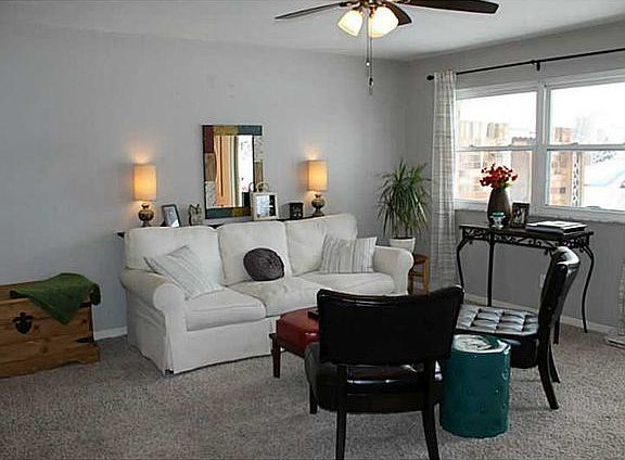 2nd image of 7404 Earl Ct