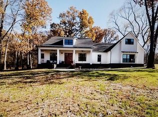 9420 Nomad Rd, Bentonville, AR 72713