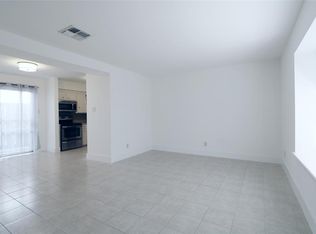 1855 Portsmouth St APT 6, Houston, TX 77098