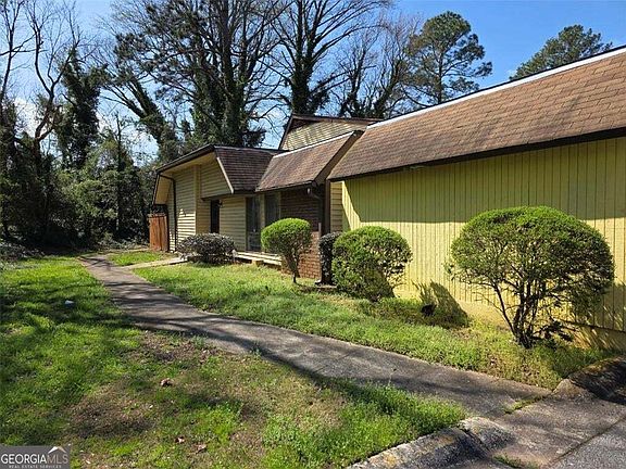 2nd image of 3183 Nectarine Cir