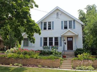 2403 Chamberlain Ave, Madison, WI 53726