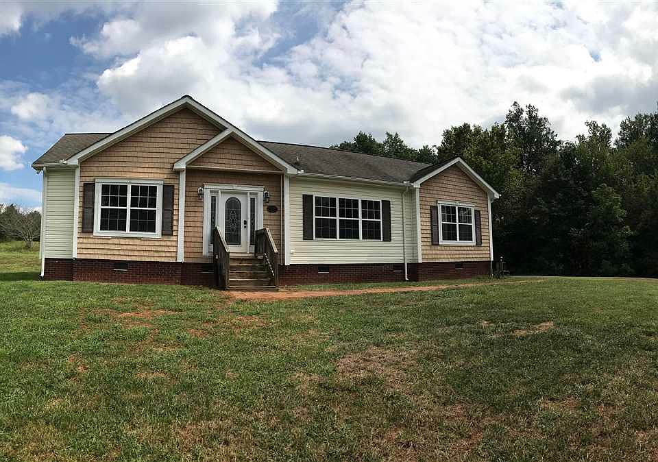 1st image of 117 Goodwin Dr
