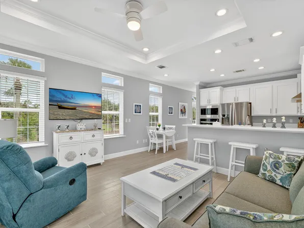 301 NE Coastal Drive, Jensen Beach, FL 34957