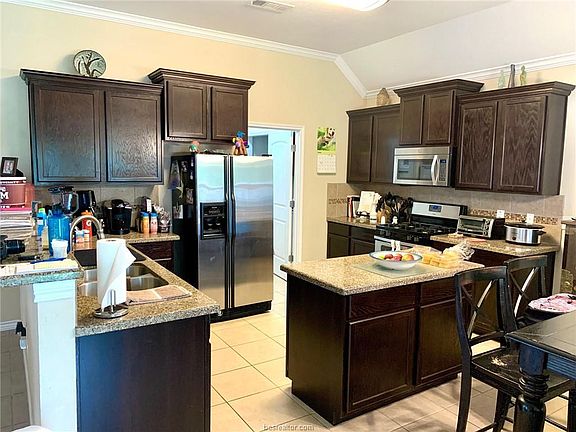 5th image of 2513 Leyla Ln