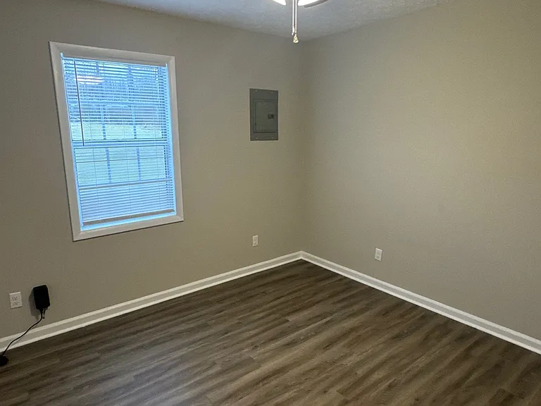 222 Chapman Rd #B1 — Photo 15