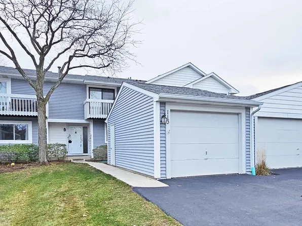 113 Hampton Pl, Vernon Hills, IL 60061