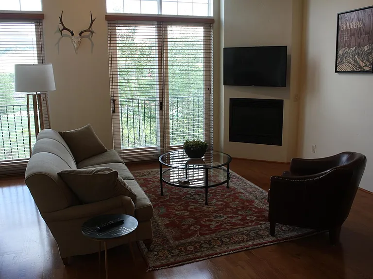 150 Village Crossing Way #2H — Photo 10