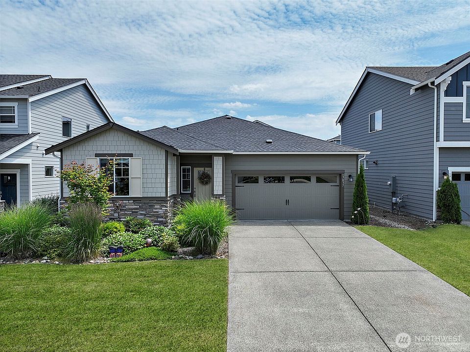 1st image of 17837 130th Avenue E