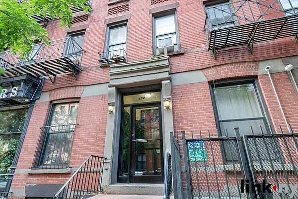 Rented by Link NY Realty | media 3