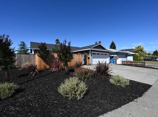 726 Ely Blvd S, Petaluma, CA 94954