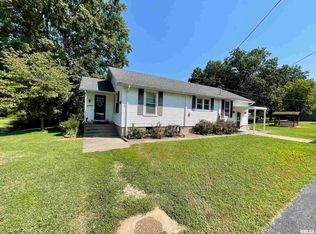 1709 Follis Ave, Johnston City, IL 62951
