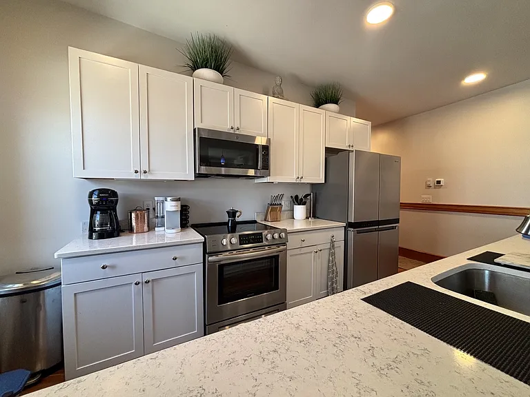 609 Main St #301 — Photo 15