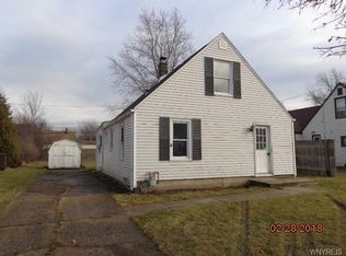 98 Larch Rd, Amherst, NY 14226