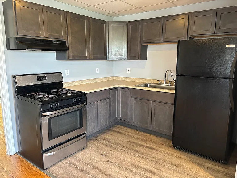 84 Boutwell St #3F — Photo 1