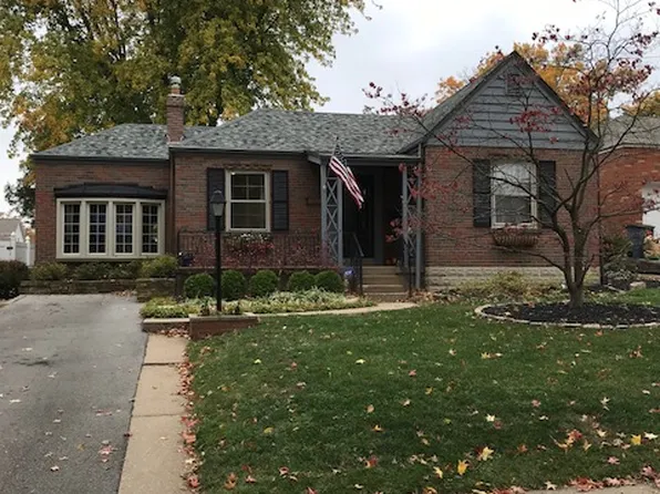 2539 High School Dr, Saint Louis, MO 63144
