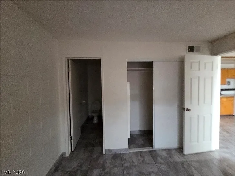 3712 Royal Crest St #6 — Photo 10