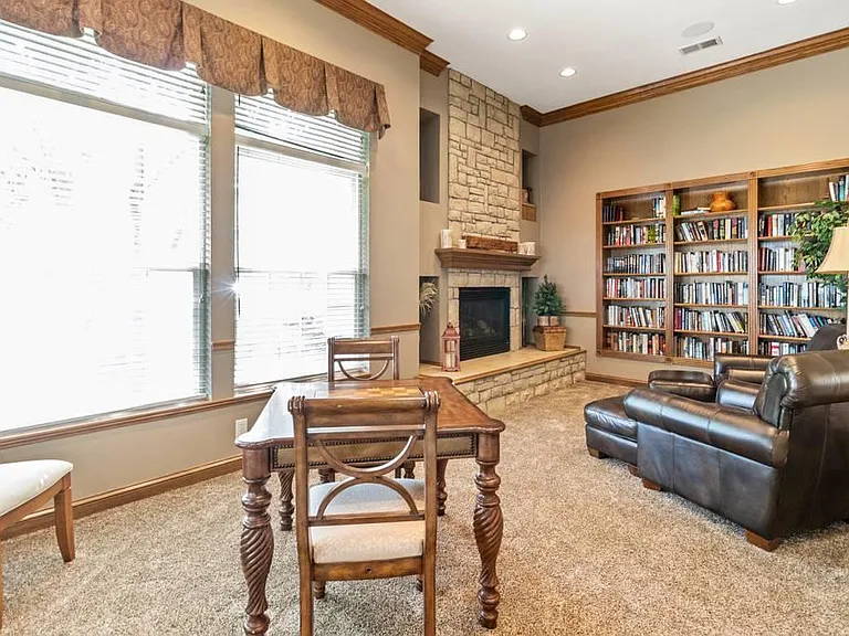 Clubhouse - library