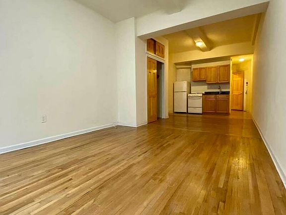 2nd image of 42 W 72nd St APT 2
