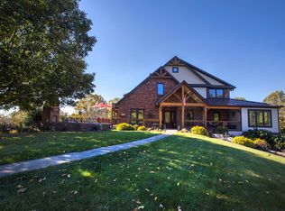 1162 Big Otter Dr, Blue Ridge, VA 24064