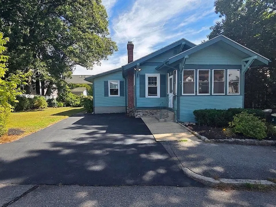 151 Farrar Ave