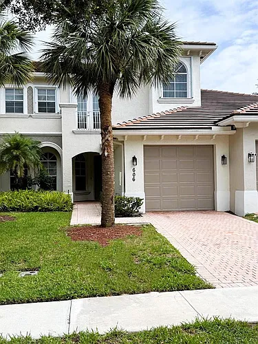 6379 Bella Cir W #606 Photo 1