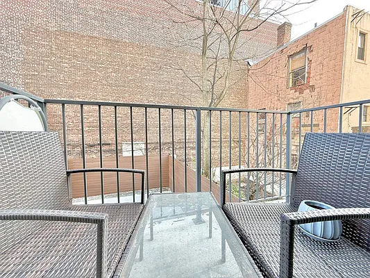 Rented by Doorway NYC, LLC | media 18