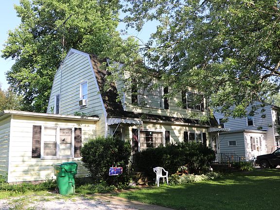 2nd image of 210 & 212 Blakeslee Dr