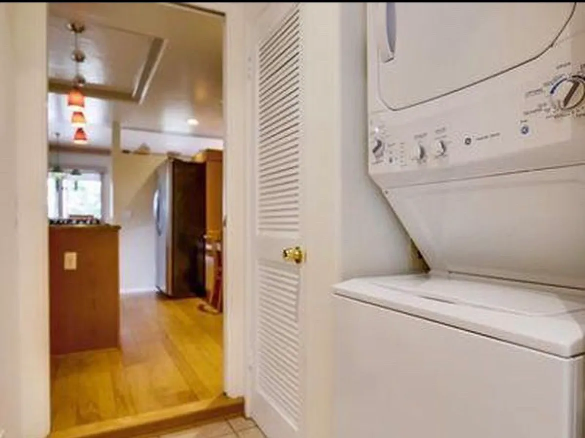 3 bed, 1525 sqft, $7,200 — Photo 4