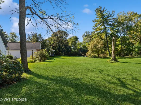 1160 Lake St, Libertyville, IL 60048