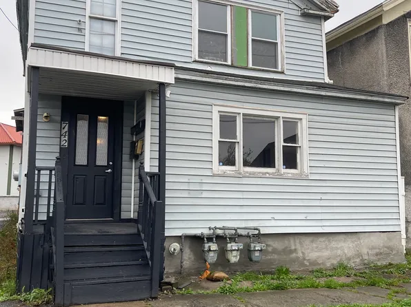 742 Jay St #2, Utica, NY 13501