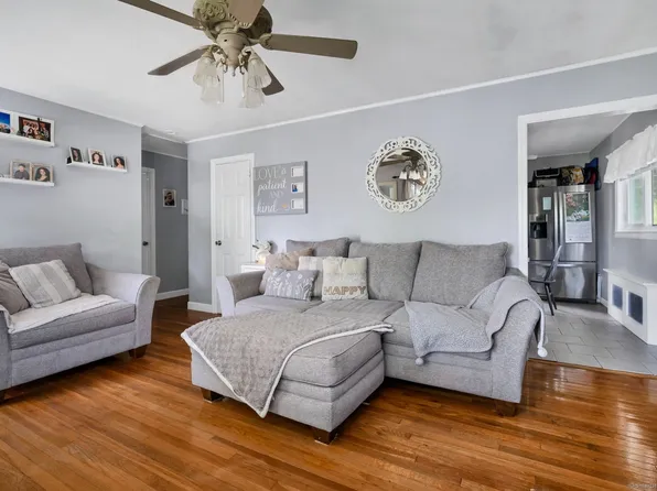 154 Borrmann Road, East Haven, CT 06512