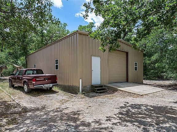 5th image of 5873 Piper Ln