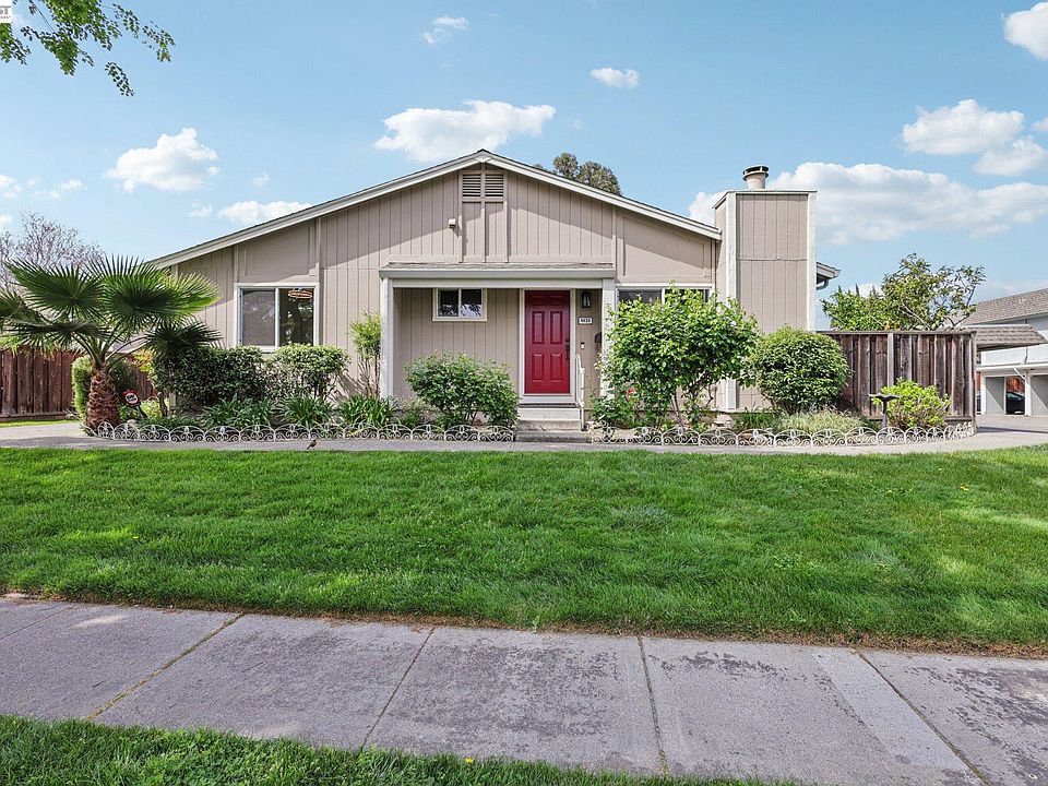 1st image of 4433 Fairlands Dr