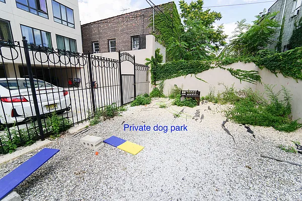 Rented by Manhattan Management LLC | media 46