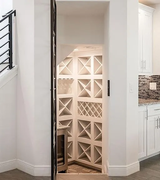 706 Canopy Estates Dr — Photo 8