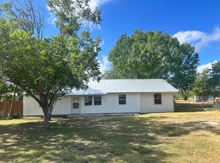 200 Valley Acres Dr, New Braunfels, TX 78130