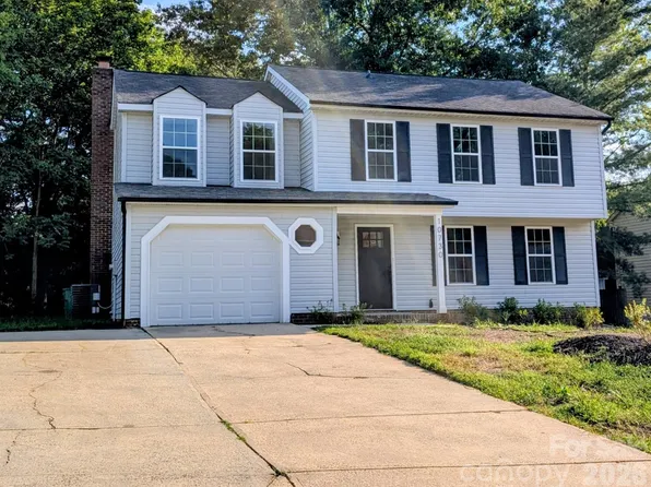 10730 Downpatrick Pl, Charlotte, NC 28262