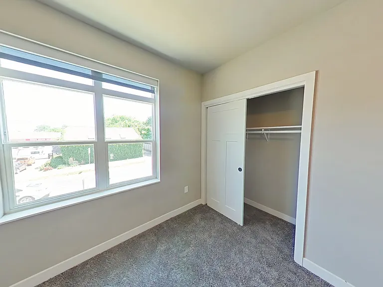 Beaverbrook Apartments — Photo 52