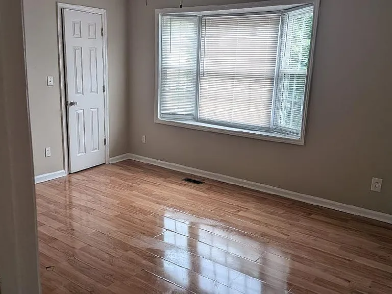 3813 Sterling Pointe Dr #V2 — Photo 6