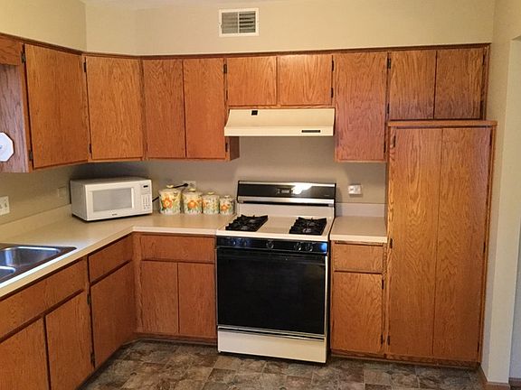 3rd image of 7415 Tiffany Dr APT 2D
