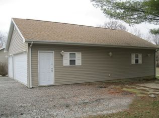 2706 Caroline St, Mount Vernon, IL 62864