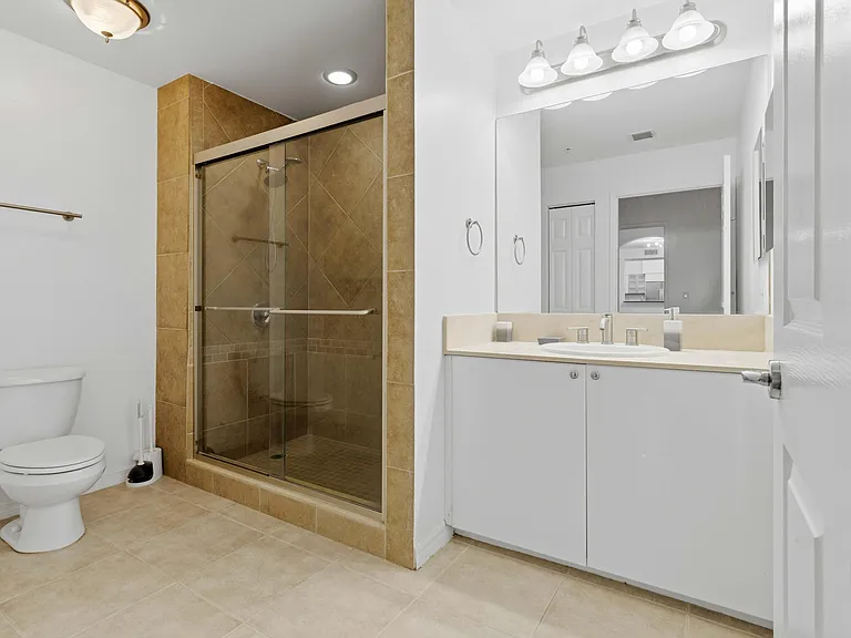233 S Federal Hwy #208 — Photo 16