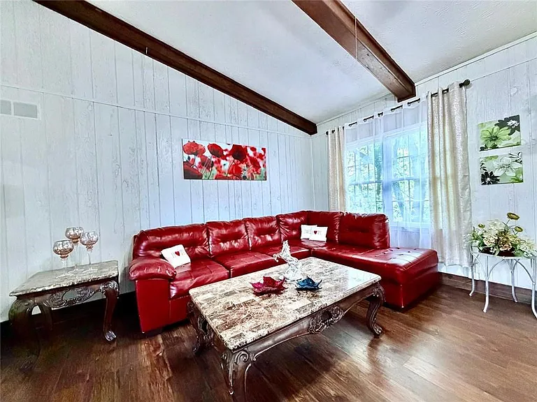 665 Arnold Rd — Photo 7