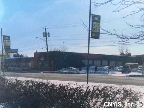 1st image of 2083 Park St