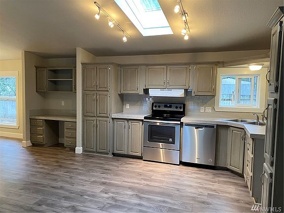 4th image of 9013 220th Street Ct E