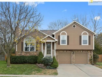 4702 SW 8th St, Blue Springs, MO, 64015