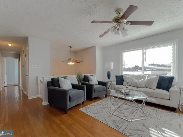 45796 Sayre Dr, Great Mills, MD 20634