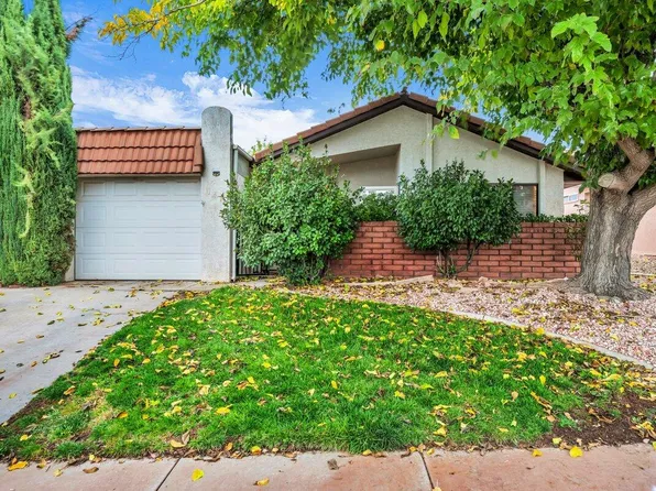 147 E Arrowweed Way, Washington, UT 84780