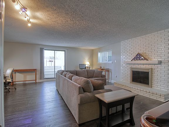 4th image of 44473 Rivergate Dr