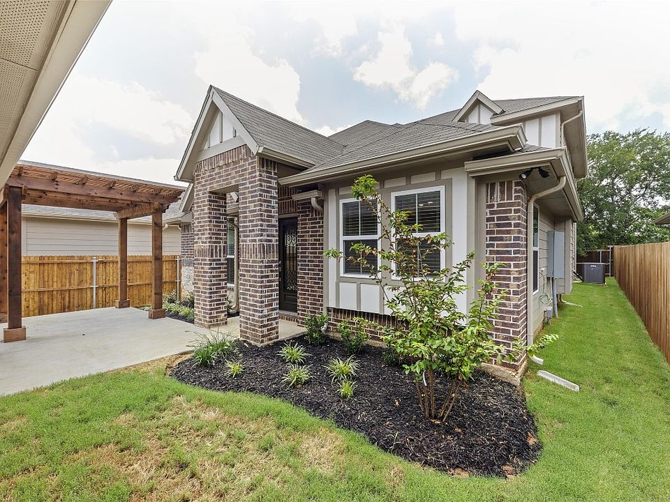 920 Crockett St, Aubrey, TX 76227 MLS 20371781 Zillow